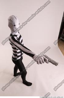 24 2019 01 JIRKA MORPHSUIT WITH GUN